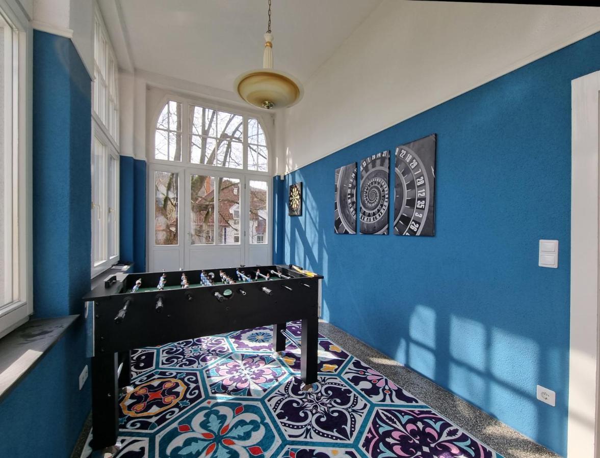 Charysma - Jugendstil Trifft Moderne, Schlafzimmer Mit Smart-Tv, Tischfussball, Darts, Parkplatz 하멜른 외부 사진
